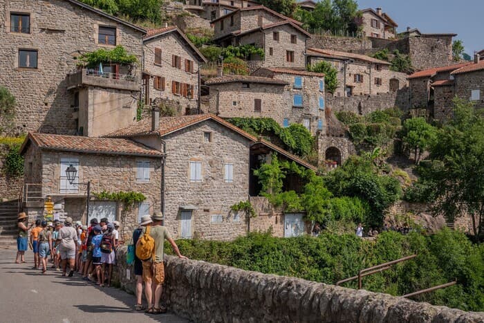Visite commentée du village de caractère de Jaujac · photo 1