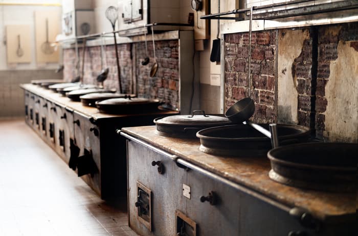 Histoire de la maison Prunier. Visite de la plus ancienne manufacture française de rillettes. · photo 1