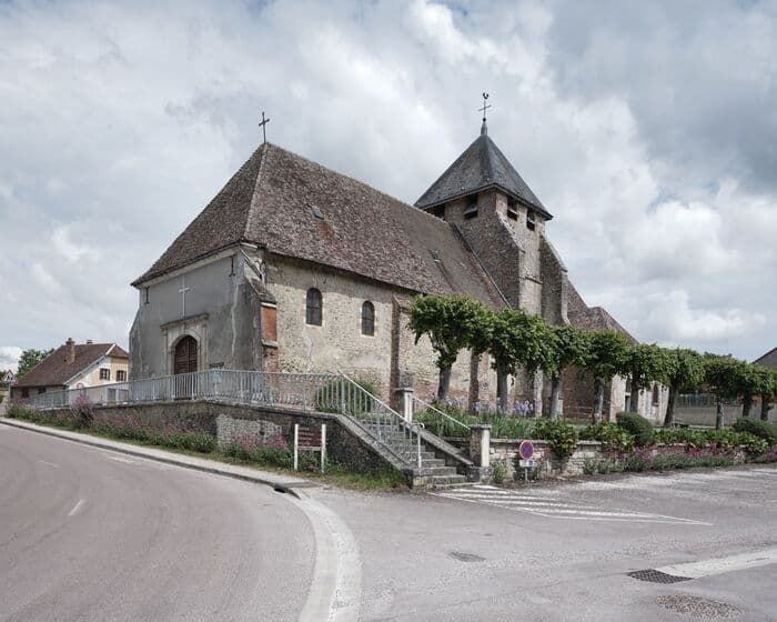 Découvrez cette église inscrite et son retable du XVe siècle · photo 1