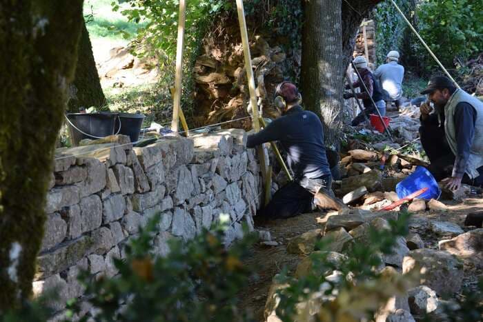 La pierre sèche : un savoir-faire patrimonial en action · photo 1