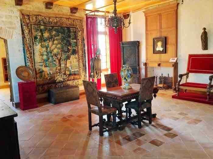 Visite guidée ou libre du château de la Reine Margot · photo 1