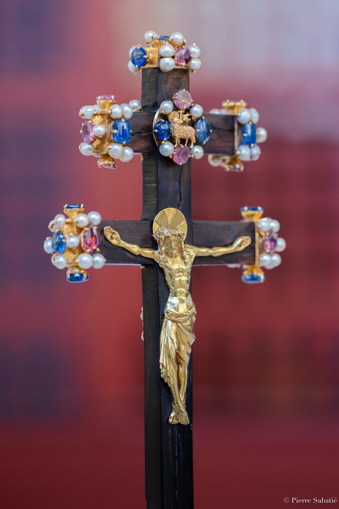 Sanctuaire de la Vraie Croix d'Anjou · photo 1