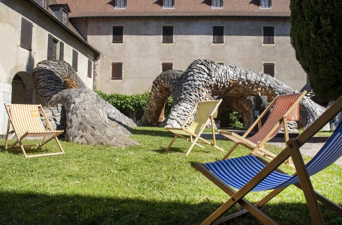 "Écorcée" une installation de Simon Augade · photo 1