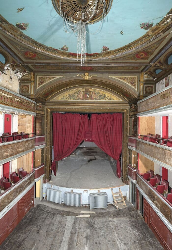 Visite guidée de l'ancien couvent des capucins (ancien théâtre et ancienne école Michelet) · photo 1