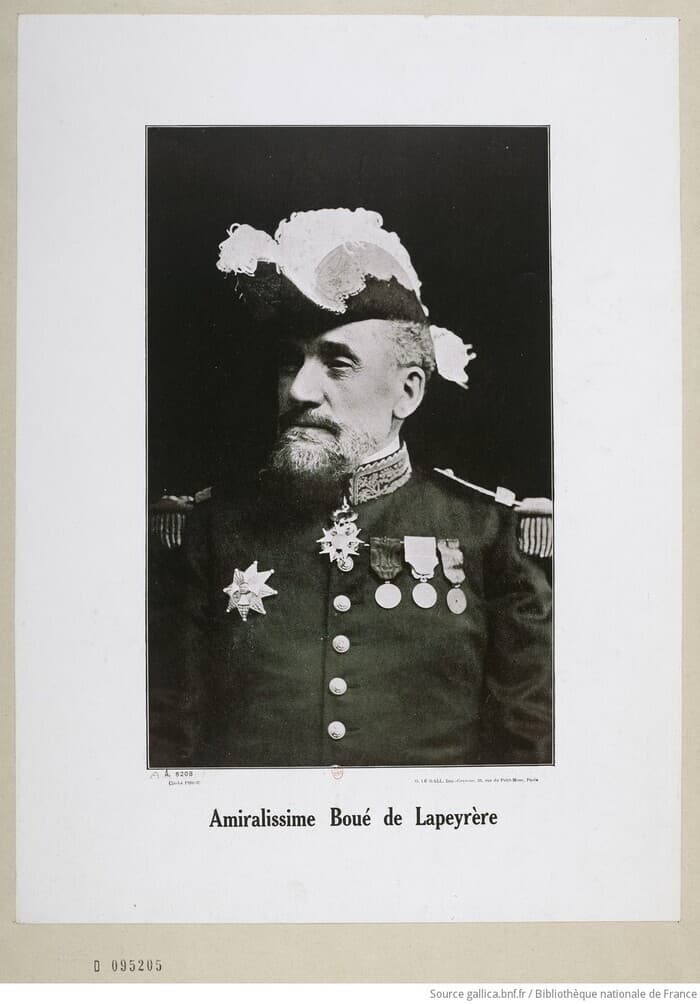 Exposition : « Feuillets d'histoires, portraits de marins » · photo 1