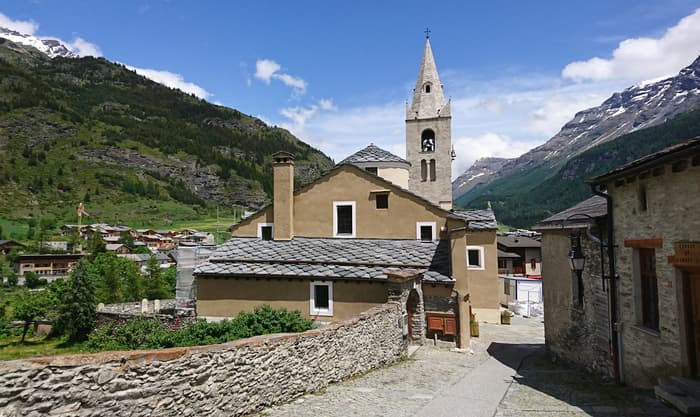 Visite libre de l'église St Michel à Lanslevillard · photo 1