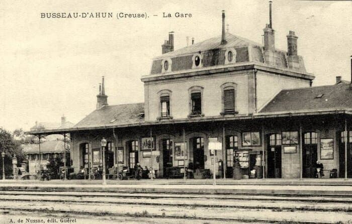 Présentation panneau mémoriel de la gare de Busseau et parcours découverte du village · photo 1