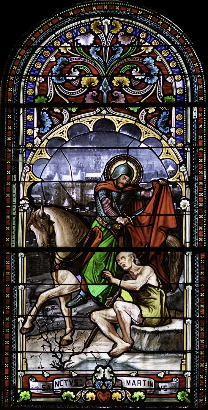 Exposition de photographies, présentation de vêtements anciens et ouverture de l’église au public. · photo 1