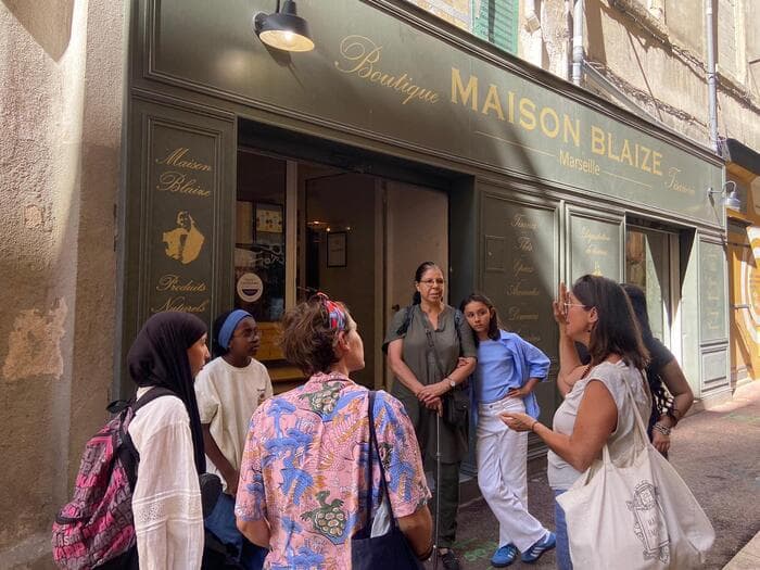 Balades à la rencontre des herbes dans le centre-ville de Marseille · photo 1
