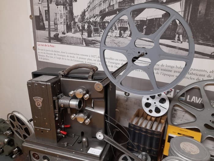 LE STUDIO VIDÉO MUNICIPAL GARDIEN DE LA MÉMOIRE AUDIOVISUELLE · photo 1