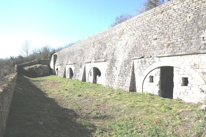Visite des ouvrages de la crête de Pouilley-les-Vignes · photo 1