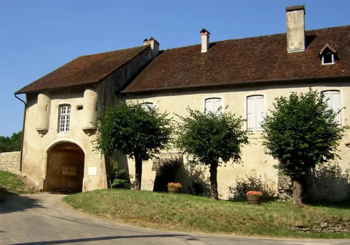 Exposition d'art et d'artisanat local au château de Quintigny · photo 1