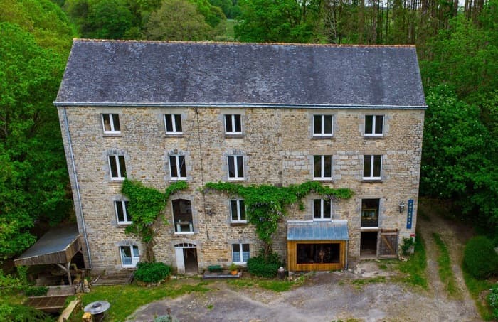 Portes Ouvertes au Moulin de Quilio, atelier de poterie et ancienne minoterie. · photo 1