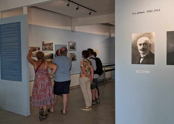 Visite commentée de l'exposition "Le barrage d'Eguzon : une aventure humaine" · photo 1