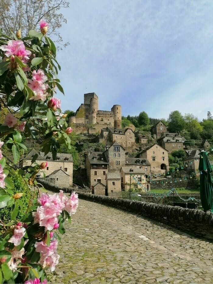Visite audioguidée de l'un des « Plus Beaux Villages de France » · photo 1
