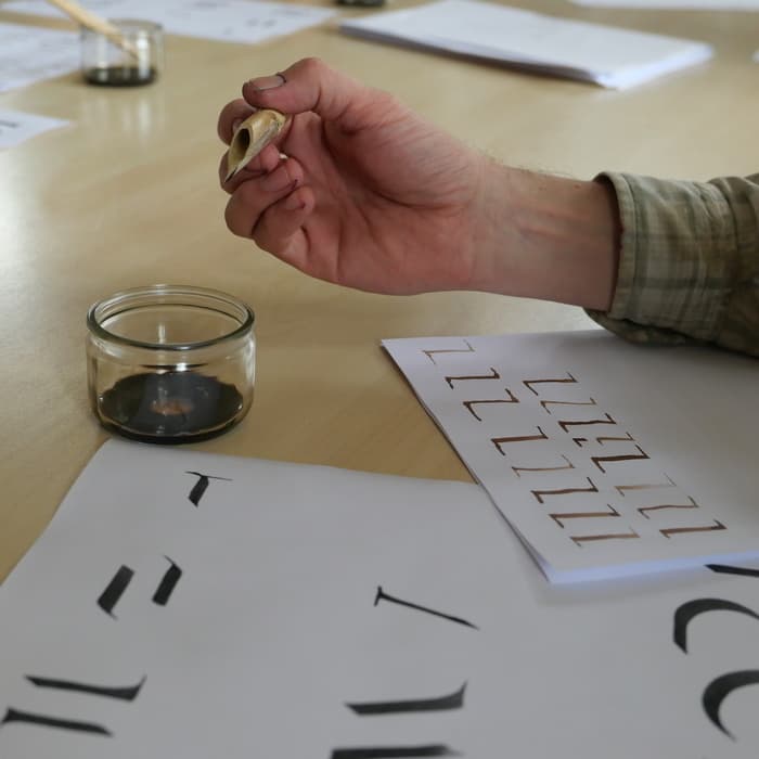 Atelier de calligraphie romaine · photo 1