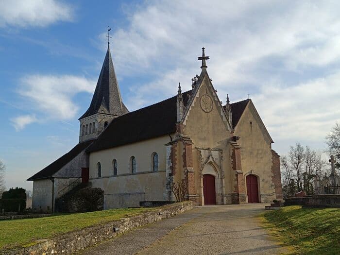 Venez découvrir l'église d'Isle-Aumont et ses trois sanctuaires · photo 1