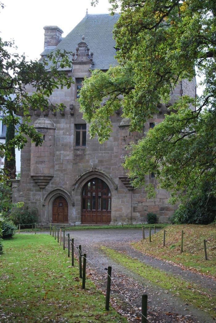 Visite extérieure du Château de Barac'h · photo 1