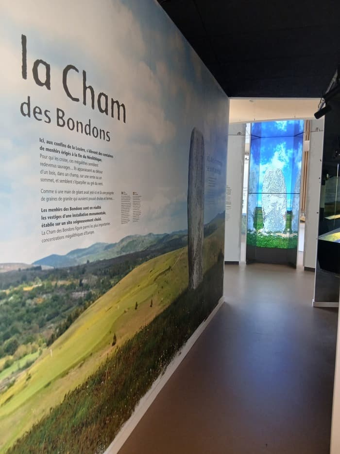 Visite guidée de la Maison des menhirs des Bondons · photo 1