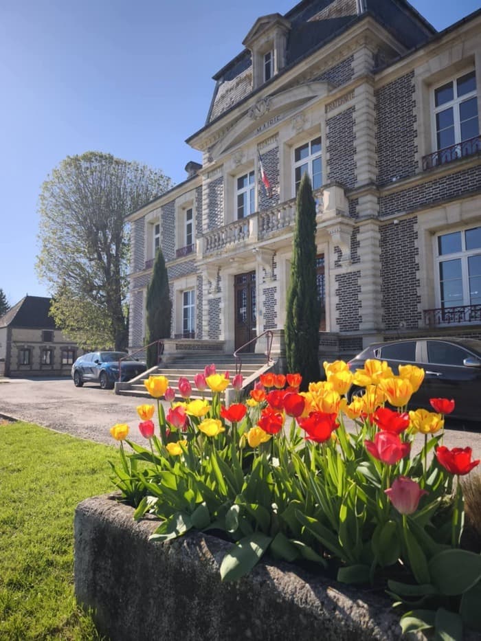 Découvrez librement une mairie · photo 1