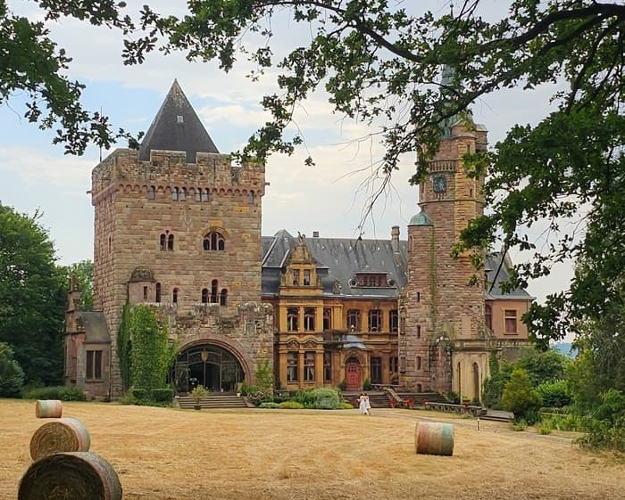 Magie et mystères d’un château de conte de fées · photo 1
