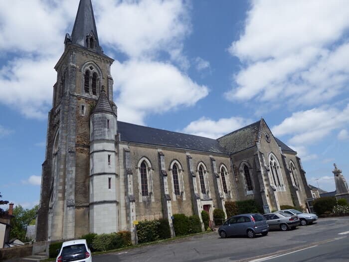 Église Saint-Pierre et Saint-Paul et sa crypte · photo 1