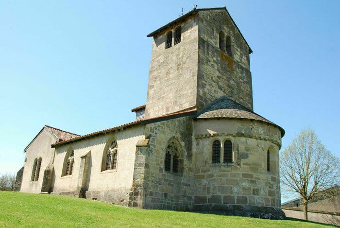 Visite d’une église romane datant du XIIᵉ siècle · photo 1