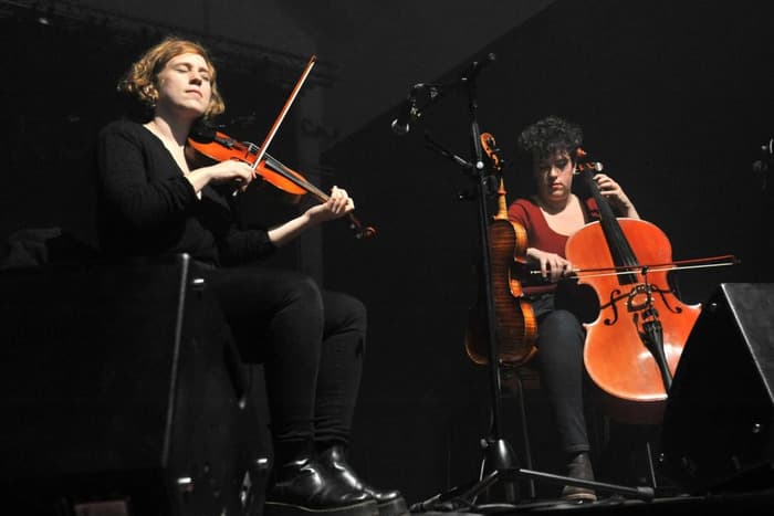 Bal Trad - Roule et ferme derrière - Duo Garenne - Trad Adi · photo 1