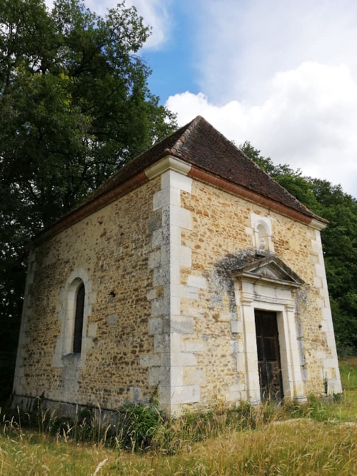 Visite guidée d'une chapelle XIXe · photo 1