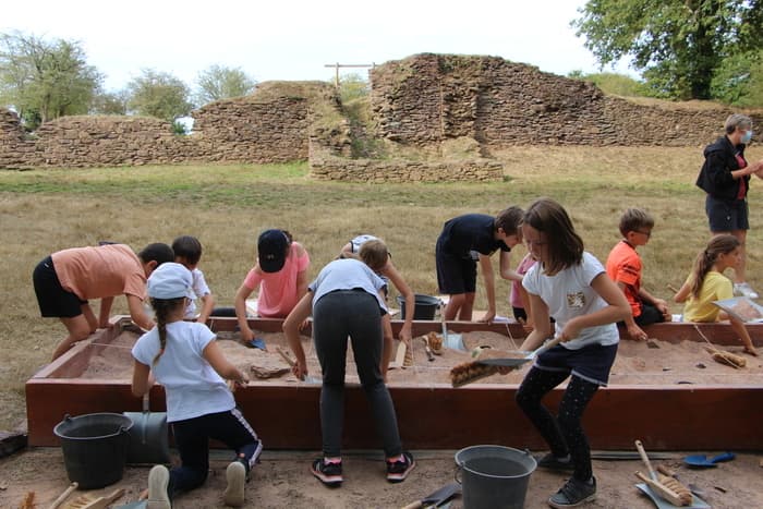 Atelier Fouille sur le site archéologique de Boutavent · photo 1