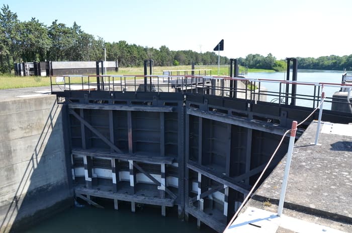 Visite guidée « Poussez les portes de l’écluse de Saint-Gilles » · photo 1
