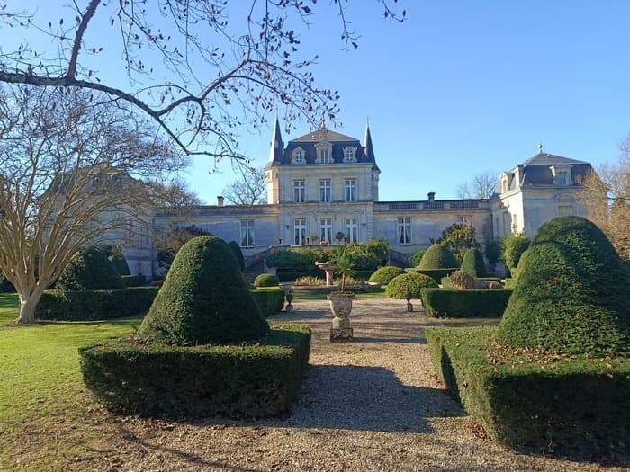 Visite accompagnée par les propriétaires du château et des jardins de Malleret · photo 1