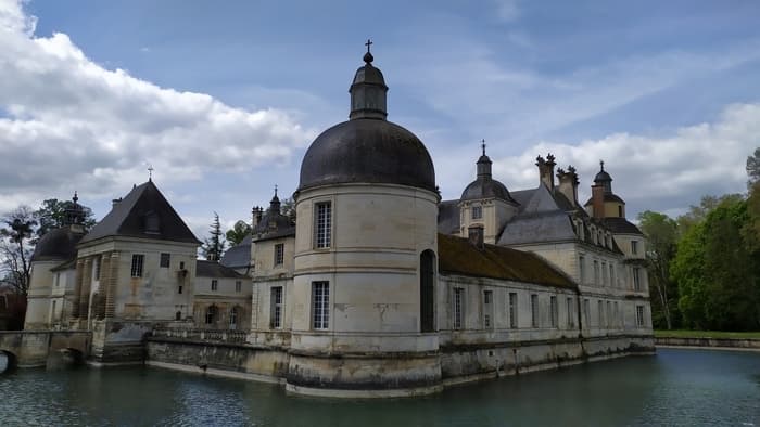 Visites commentées du château de Tanlay · photo 1