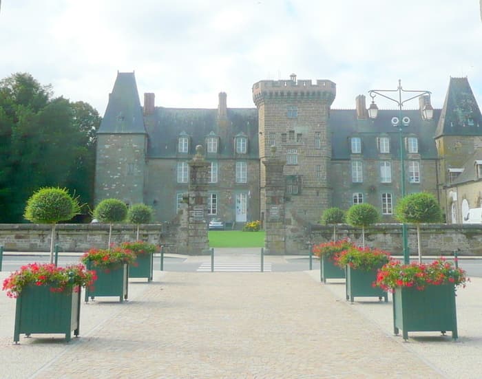 Visite libre de la tour du château · photo 1