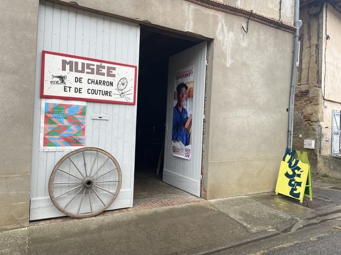 Visite guidée du musée du charron et de la couture · photo 1