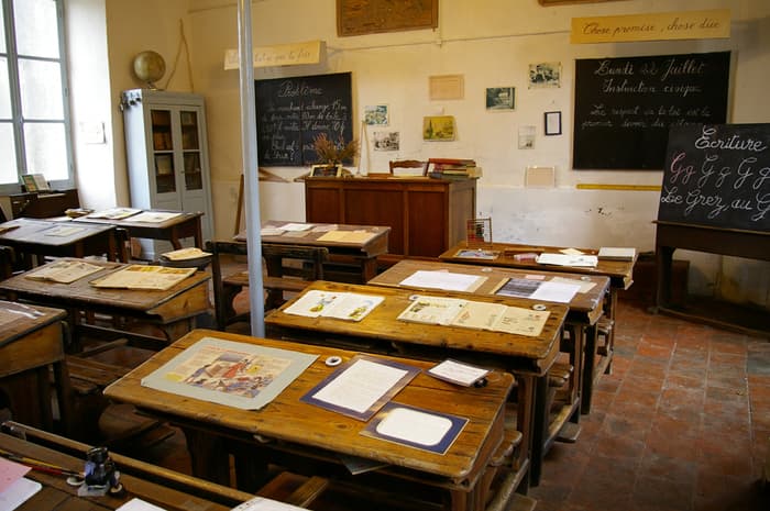 Visite de l'Ancienne École (école-musée) du Grez · photo 1