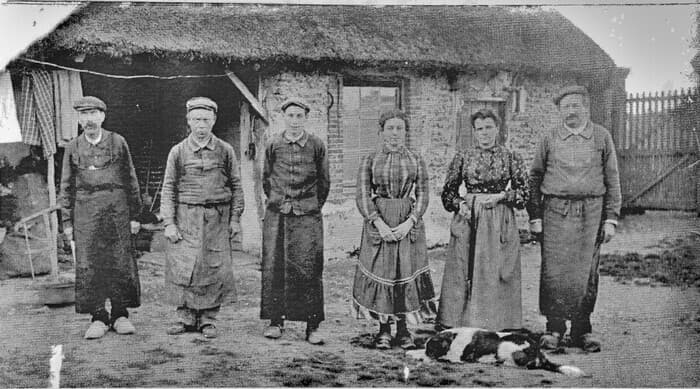 Artisanat et vie dans dans un village normand · photo 1