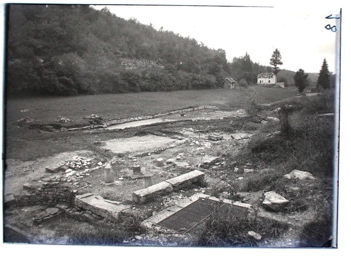 Présentation temporaire : photographies des Sources de la Seine · photo 1
