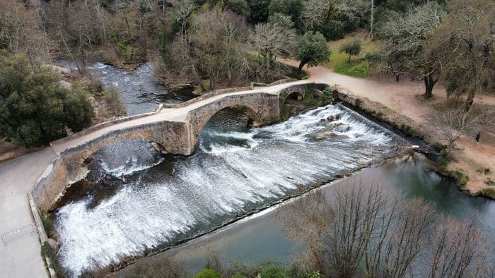 Présentation du projet de restauration du vieux pont de Vins-sur-Caramy · photo 1