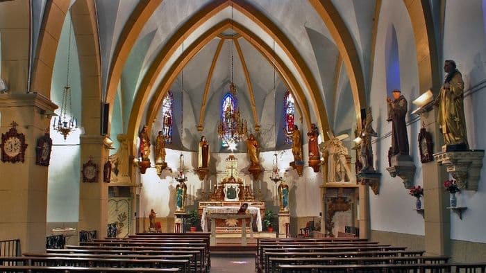 Visite guidée ou libre de l'église et du village médiéval · photo 1