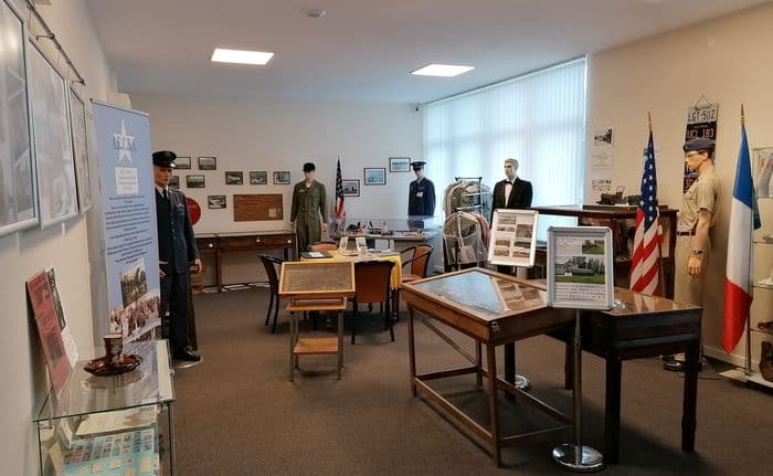 Visite de la Maison Départementale de la Mémoire Militaire à La Martinerie · photo 1