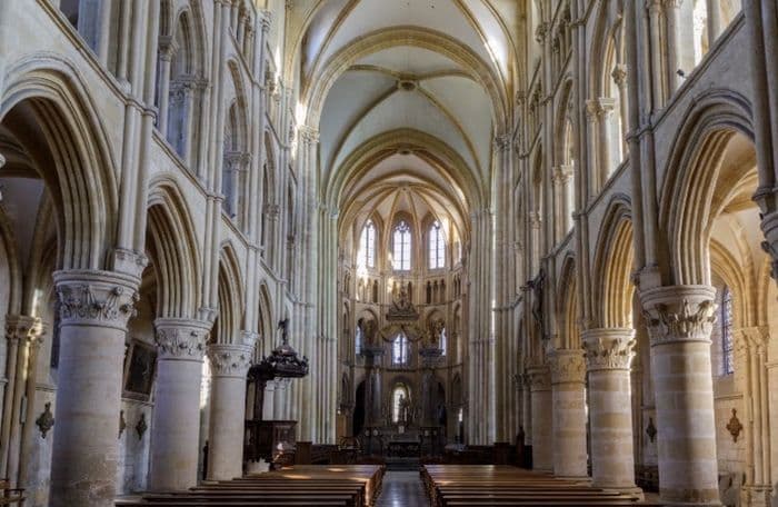 Visite guidée de l’abbatiale Notre-Dame de Mouzon · photo 1