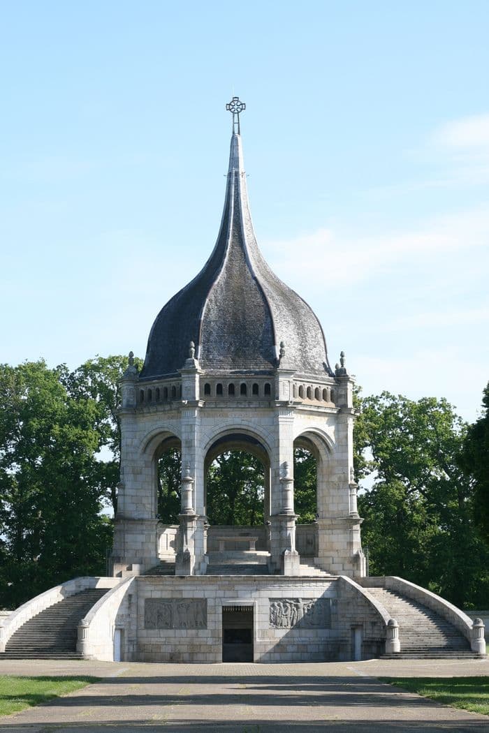 Visites du Mémorial de Sainte-Anne-d‘Auray - Chemin de Mémoire · photo 1