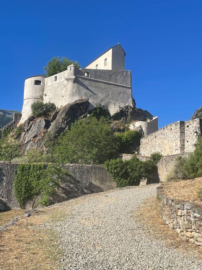 Visite commentée de la citadelle de Corti restaurée · photo 1