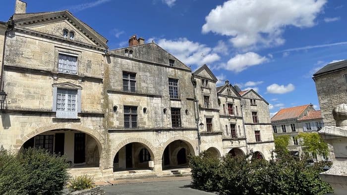 De la place Belliard au portail du château Gaillard · photo 1