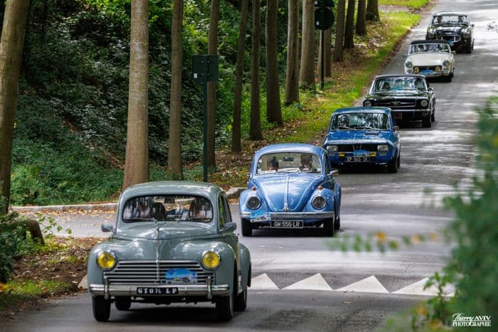 42ème Tour des Anciens Véhicules d’Ille-et-Vilaine · photo 1
