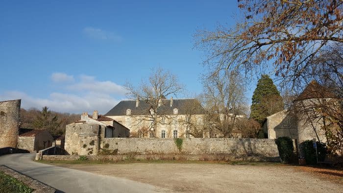 Visite aux chandelles de l’aile sud des bâtiments monastiques · photo 1