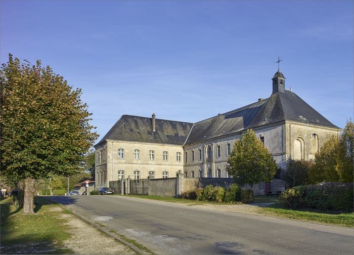 Visite guidée d'une résidence du XVIIe siècle, de ses jardins et son petit musée d'art sacré · photo 1