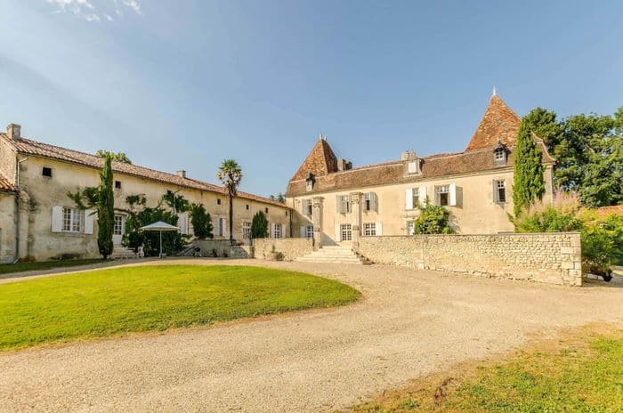 Visite guidée du château de Beaulieu à Poullignac · photo 1
