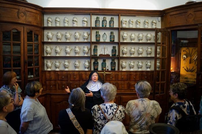 Visite guidée théâtralisée de l'Hôtel-Dieu de Saint-Lizier · photo 1